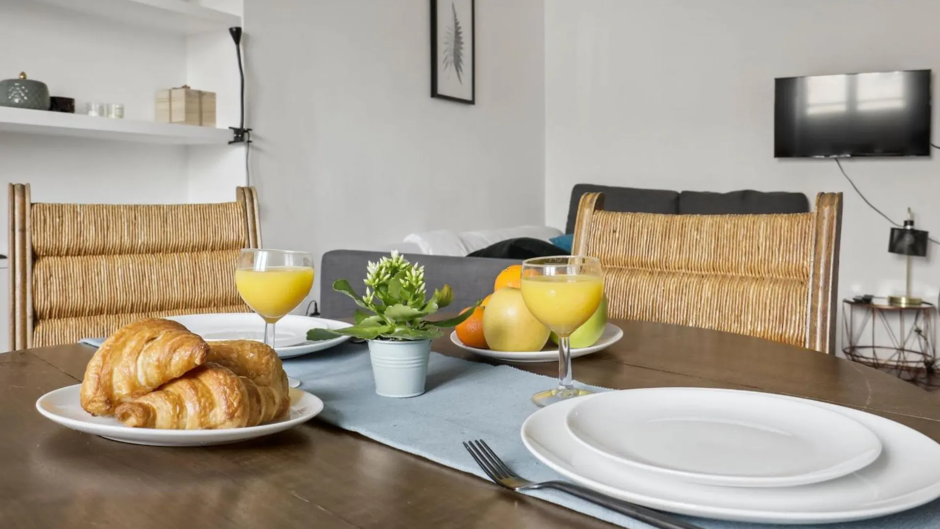 Le Marais & Place Des Vosges - Cityapartmentstay Apartment